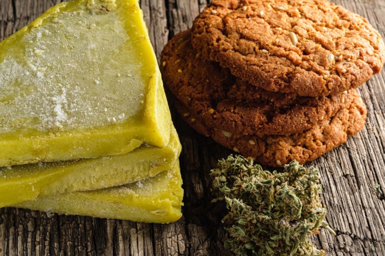 Cannabis essen: Anwendung, Nutzen & Risiken